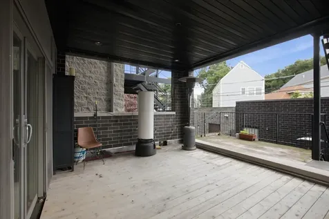 3049 North Clybourn Avenue Chicago IL 60618