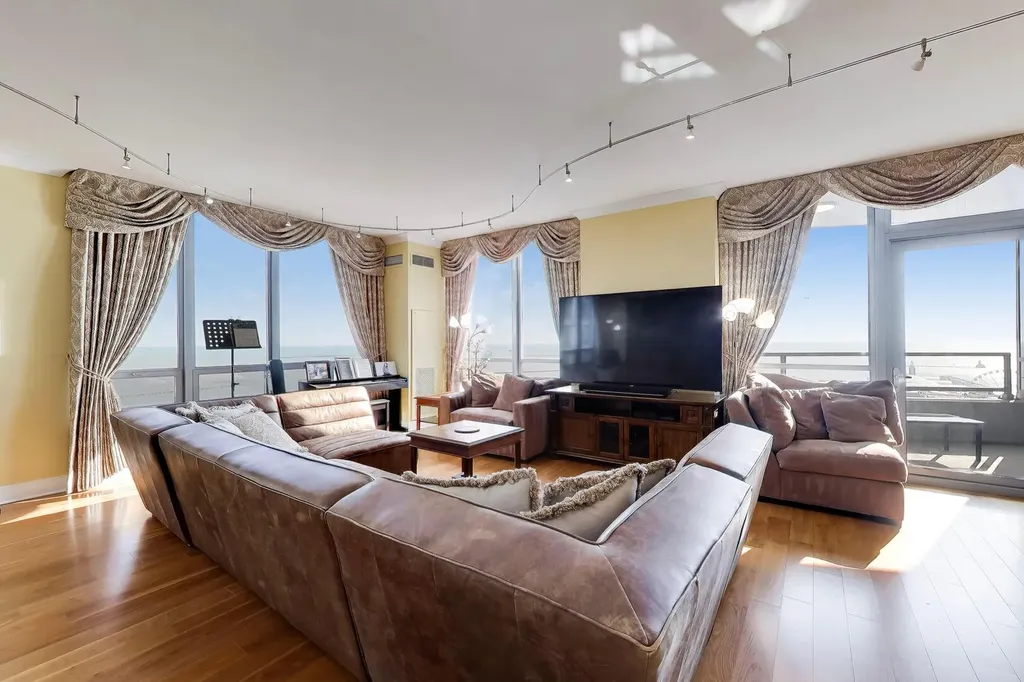 600 North Lake Shore Drive Chicago IL 60611