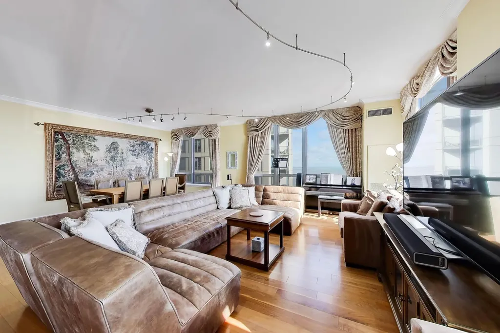 600 North Lake Shore Drive Chicago IL 60611