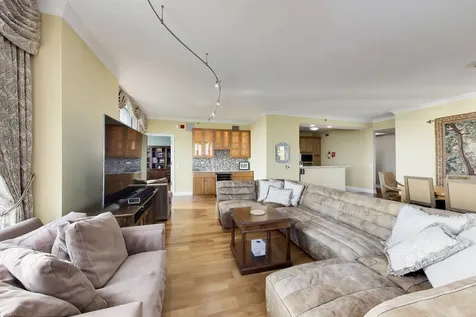 600 North Lake Shore Drive Chicago IL 60611
