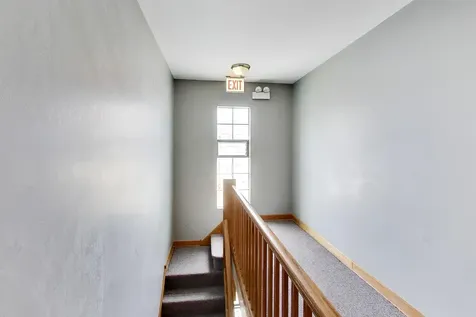 7123 North Damen Avenue Chicago IL 60645