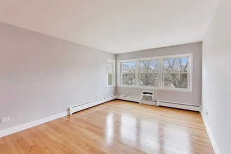 7123 North Damen Avenue Chicago IL 60645