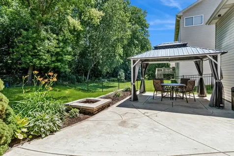 3520 Antoine Place St. Charles IL 60175