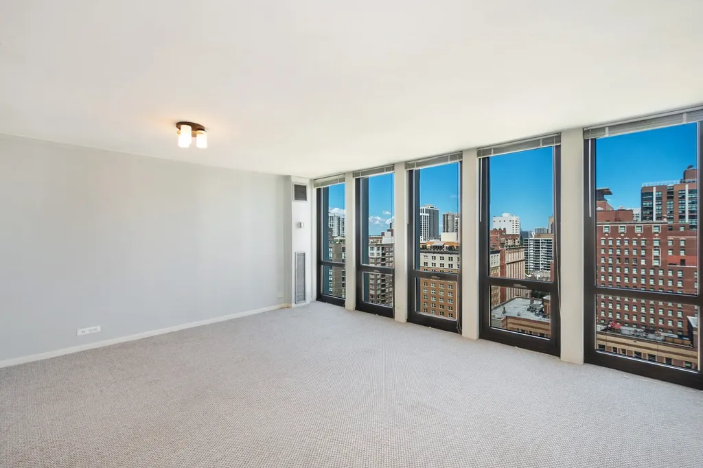 1 East Scott Street Chicago IL 60610