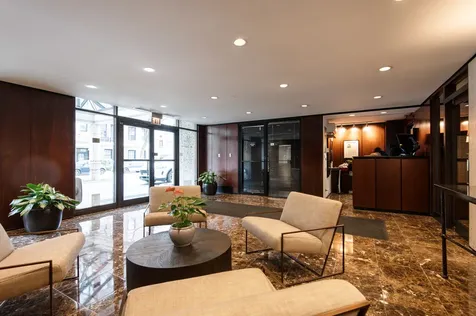 1 East Scott Street Chicago IL 60610