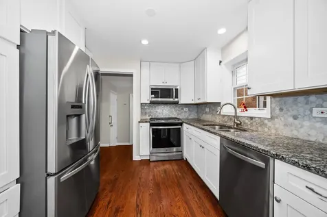 2314 Simpson Street Evanston IL 60201
