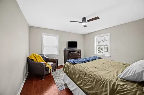 2314 Simpson Street Evanston IL 60201