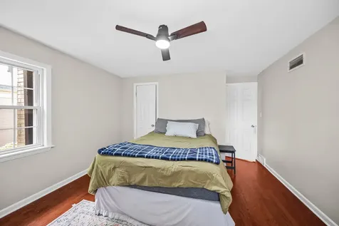 2314 Simpson Street Evanston IL 60201