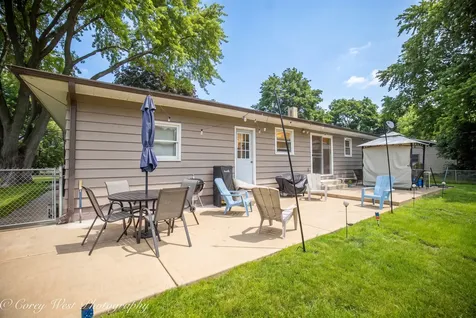 220 Swanson Road Sycamore IL 60178
