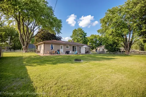 220 Swanson Road Sycamore IL 60178