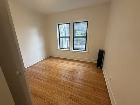 7353 North Damen Avenue Chicago IL 60645