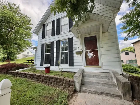 815 10TH Avenue Fulton IL 61252