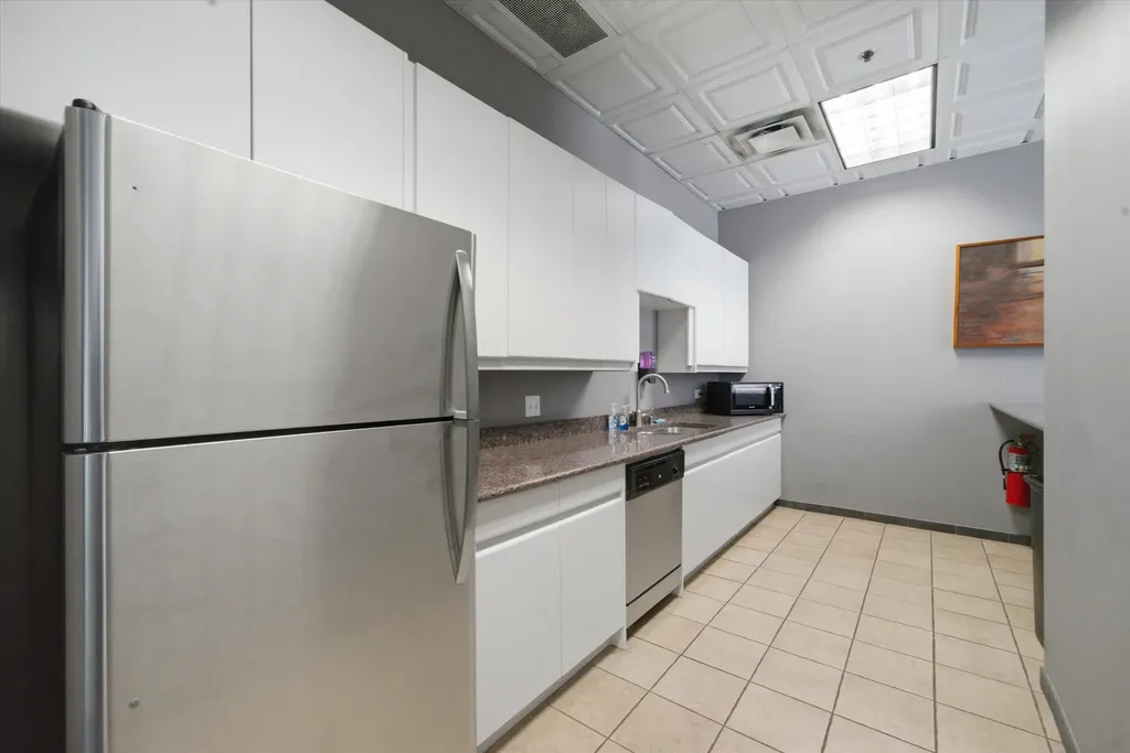 330 North Jefferson Street Chicago IL 60661