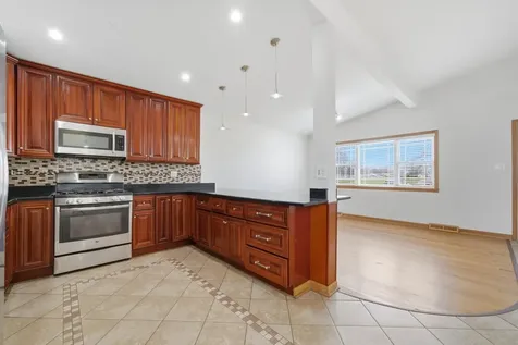 10725 South Rutherford Avenue Worth IL 60482