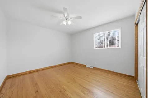 10725 South Rutherford Avenue Worth IL 60482