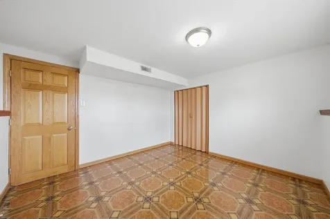 10725 South Rutherford Avenue Worth IL 60482