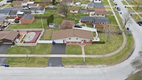 10725 South Rutherford Avenue Worth IL 60482