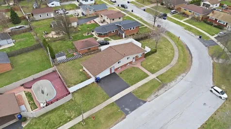 10725 South Rutherford Avenue Worth IL 60482