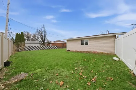 10725 South Rutherford Avenue Worth IL 60482