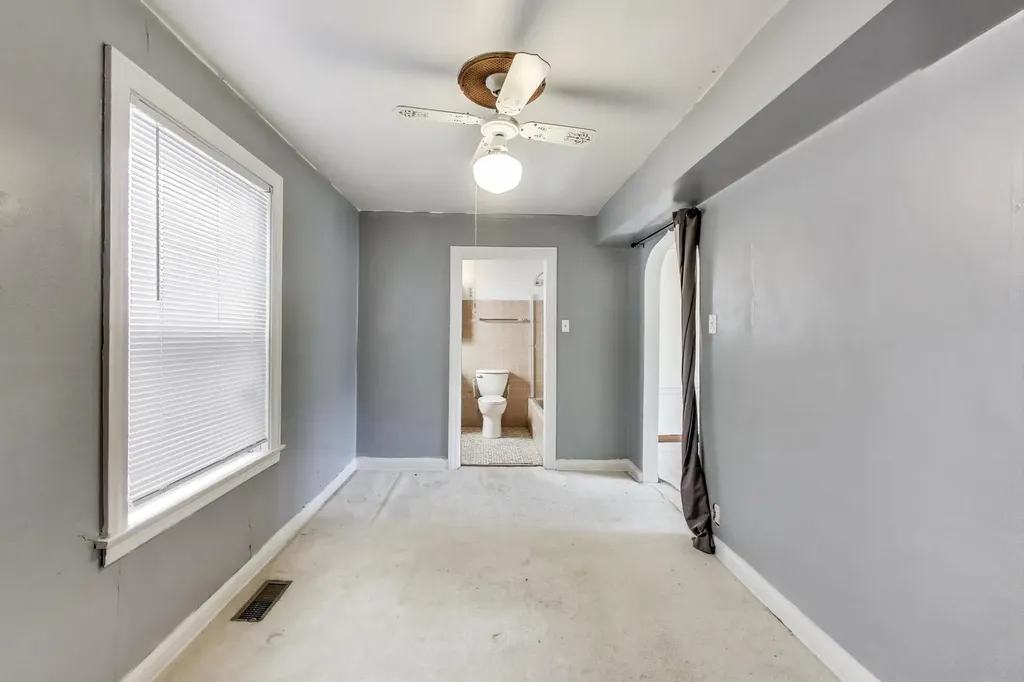 5636 West Augusta Boulevard Chicago IL 60651