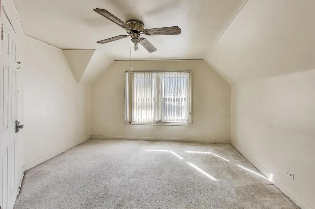 5636 West Augusta Boulevard Chicago IL 60651