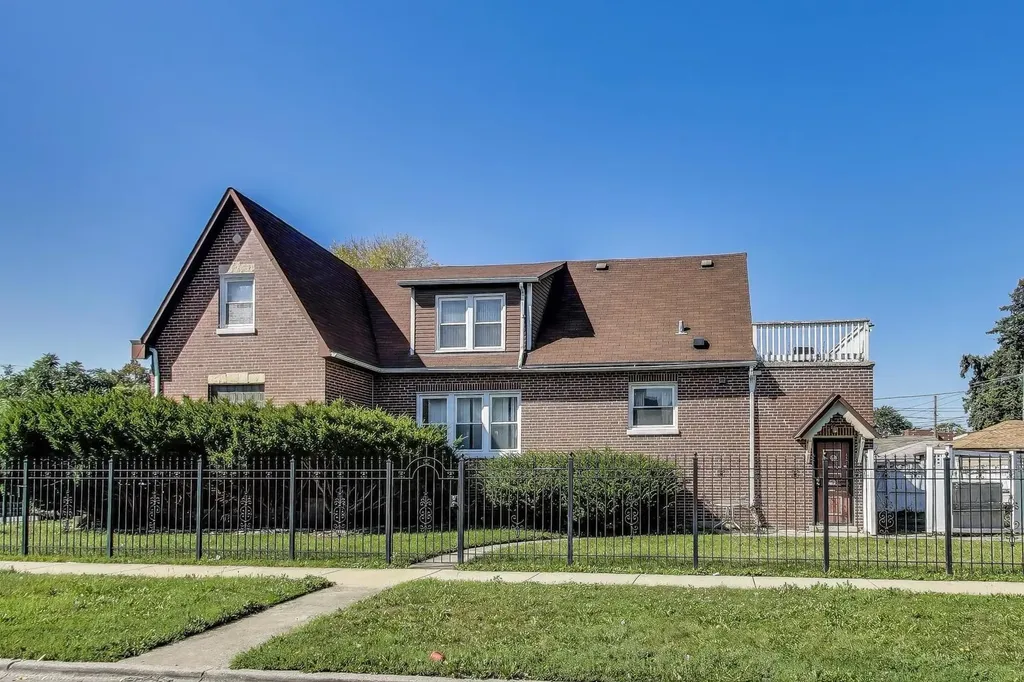 5636 West Augusta Boulevard Chicago IL 60651