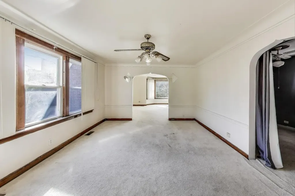 5636 West Augusta Boulevard Chicago IL 60651