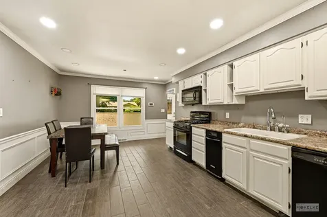 303 Center Parkway Yorkville IL 60560
