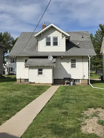 303 12TH Avenue Sterling IL 61081