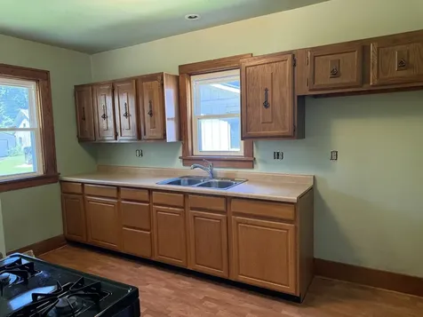 303 12TH Avenue Sterling IL 61081