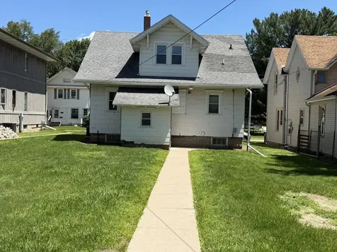303 12TH Avenue Sterling IL 61081