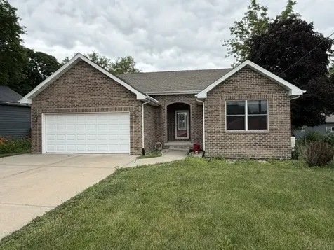 307 West Main Street Gardner IL 60424