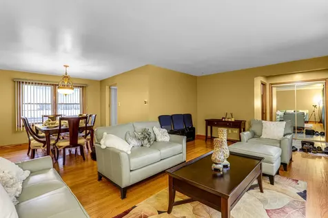 17106 Ingleside Avenue South Holland IL 60473