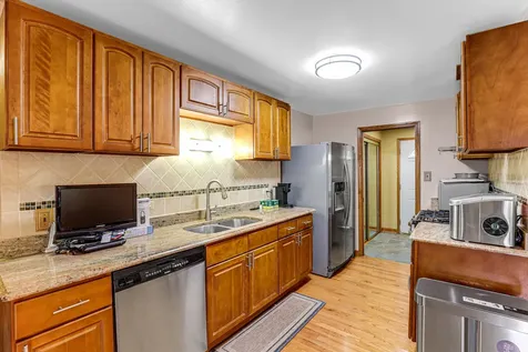 17106 Ingleside Avenue South Holland IL 60473