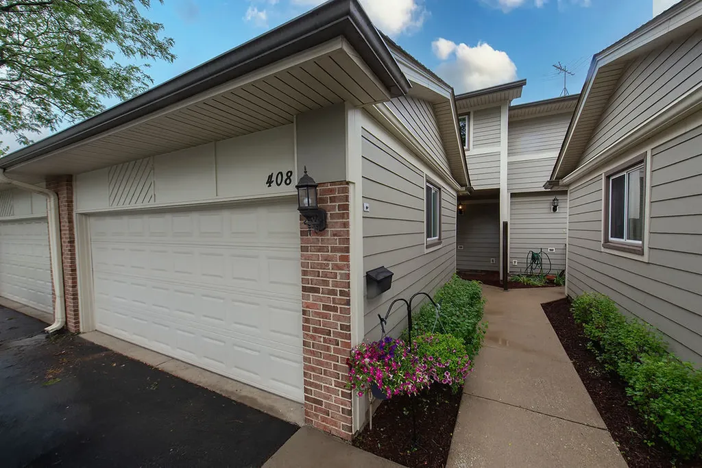 408 Mallard Drive Deerfield IL 60015