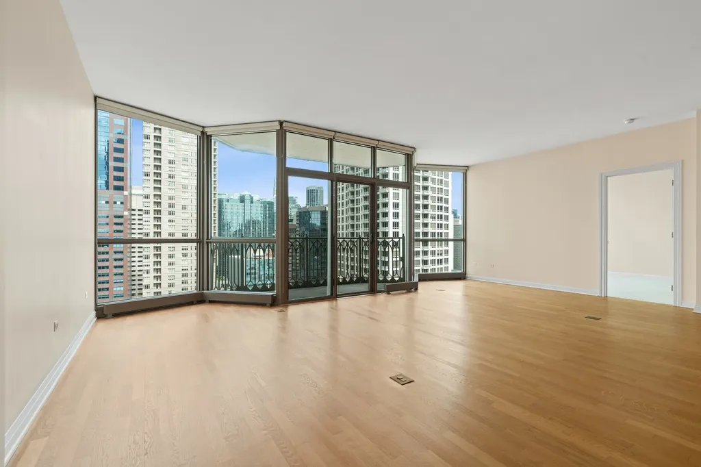 21 East Huron Street Chicago IL 60611