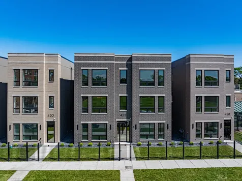 416 East 50th Place Chicago IL 60615