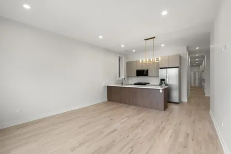 416 East 50th Place Chicago IL 60615