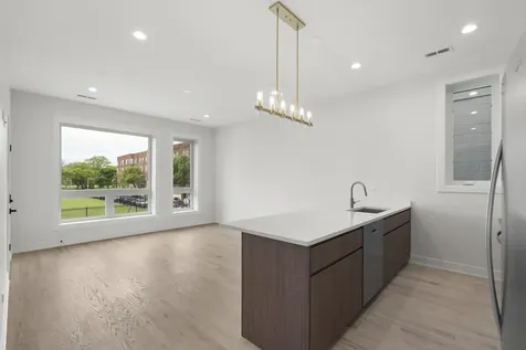 416 East 50th Place Chicago IL 60615