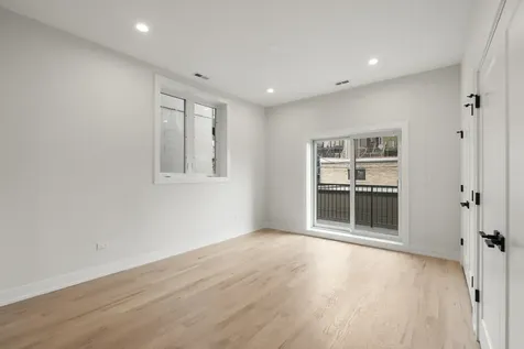 416 East 50th Place Chicago IL 60615