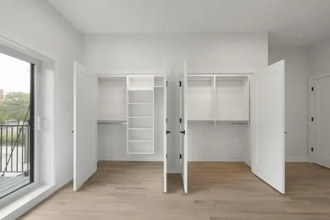 416 East 50th Place Chicago IL 60615