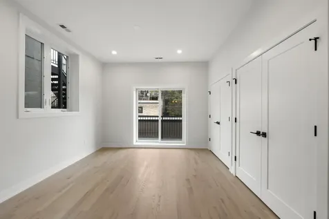 416 East 50th Place Chicago IL 60615