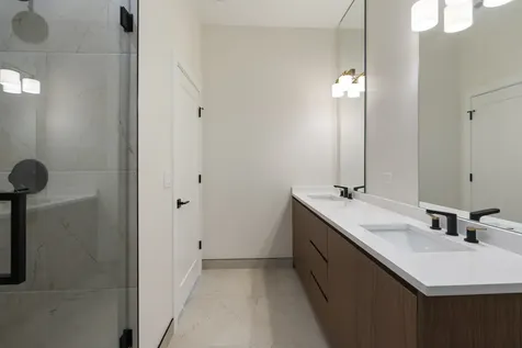 416 East 50th Place Chicago IL 60615