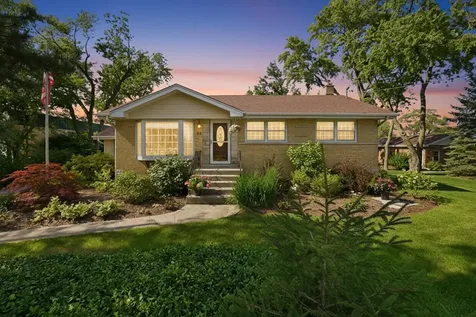 24 West 168th Street South Holland IL 60473