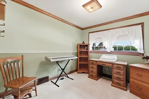 24 West 168th Street South Holland IL 60473