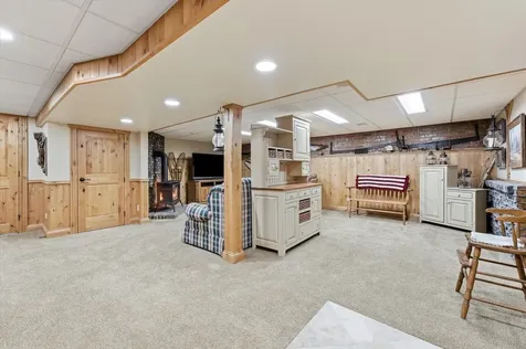 24 West 168th Street South Holland IL 60473