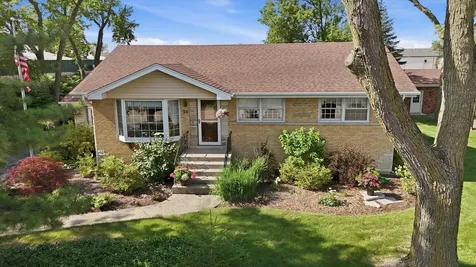 24 West 168th Street South Holland IL 60473