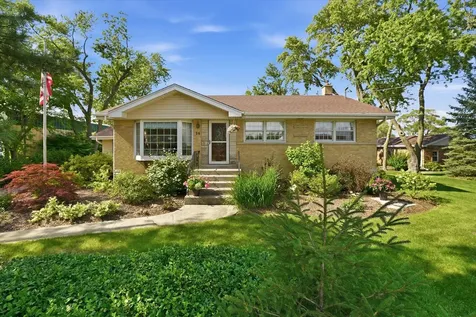 24 West 168th Street South Holland IL 60473
