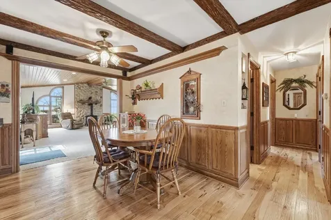 24 West 168th Street South Holland IL 60473
