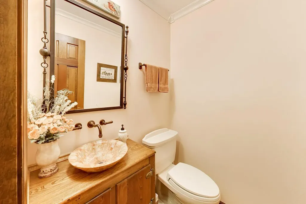 2302 Lisa Court Rolling Meadows IL 60067
